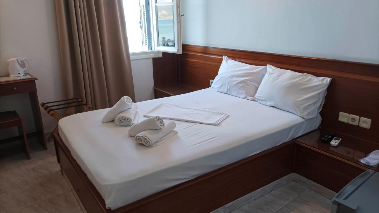 Leonidas Hotel Gythio Luaran gambar
